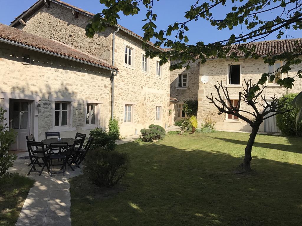 La Boulangeraie Acomodação com café da manhã Saint-Junien Exterior foto